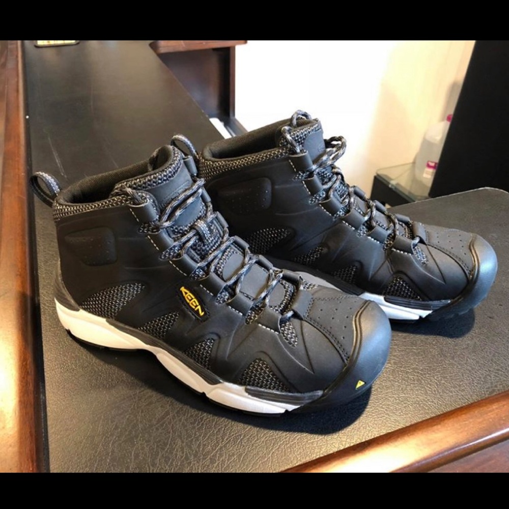 Men’s Keen Safety Toe Boots